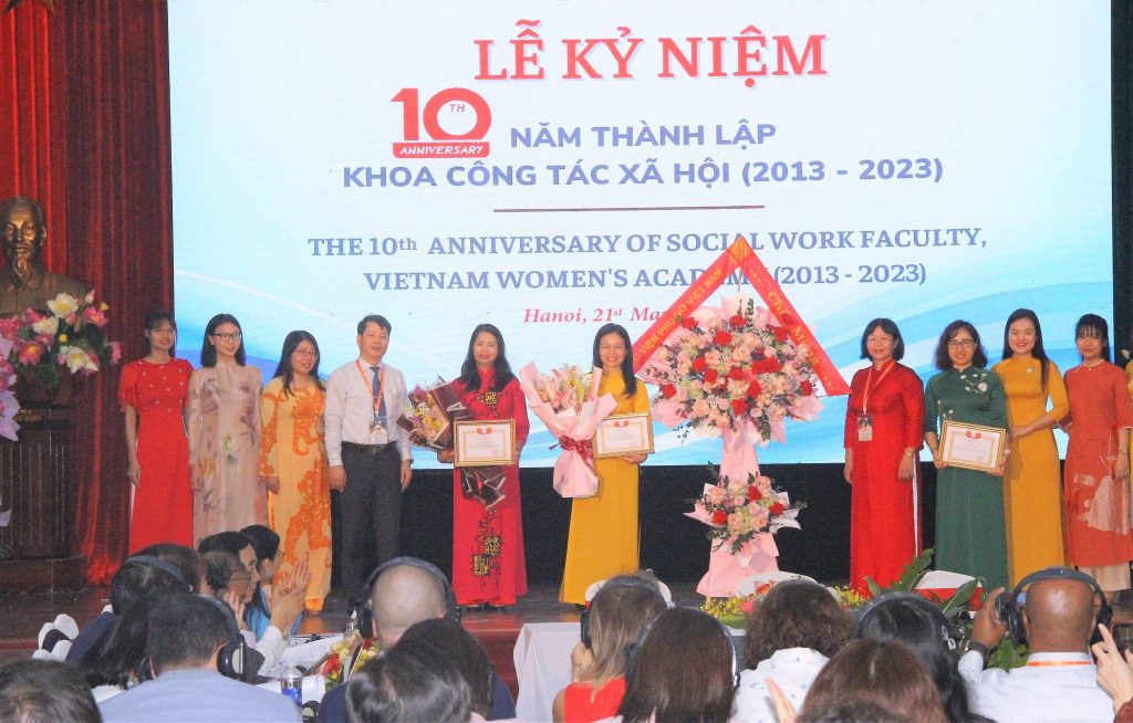 Khoa Công tác xã hội
